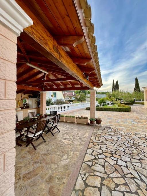 Riviera House *